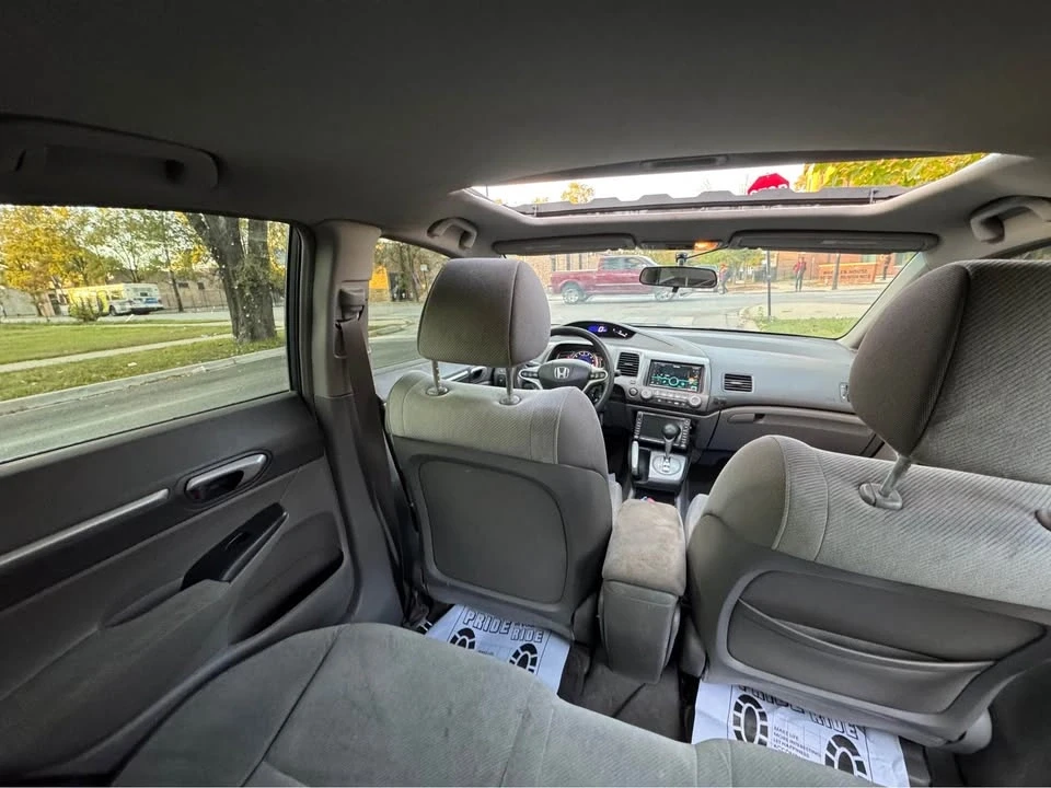 2010 Honda Civic 8th Gen - Image 11 of 18