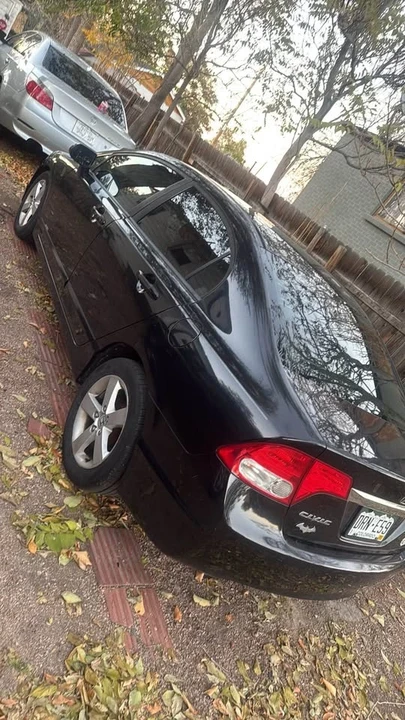 2010 Honda Civic 8th Gen - Image 6 of 20