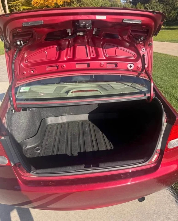 2010 Honda Civic 8th Gen - Image 7 of 7