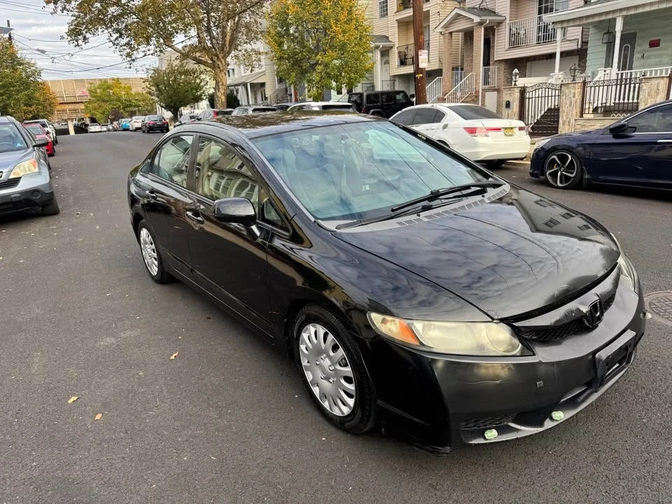 2010 Honda Civic 8th Gen - Image 3 of 20