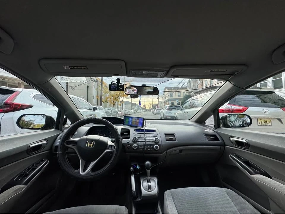 2010 Honda Civic 8th Gen - Image 17 of 20