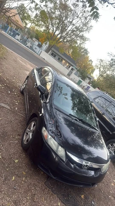 2010 Honda Civic 8th Gen - Image 4 of 20