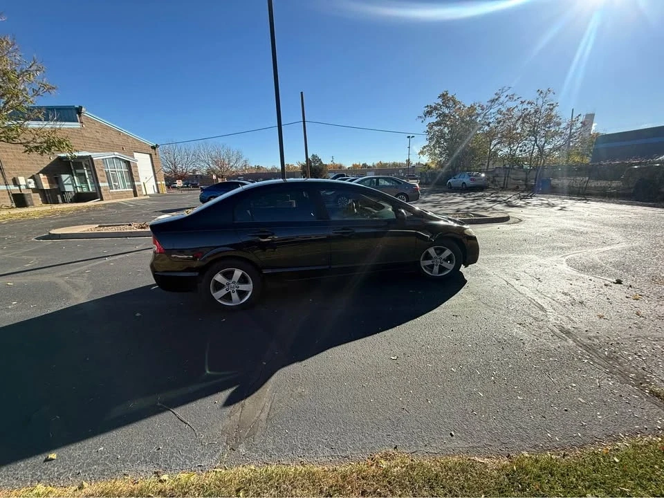 2010 Honda Civic 8th Gen - Image 18 of 20