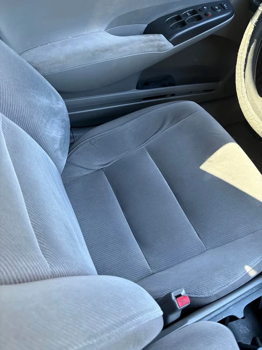 2010 Honda Civic 8th Gen - Image 7 of 11