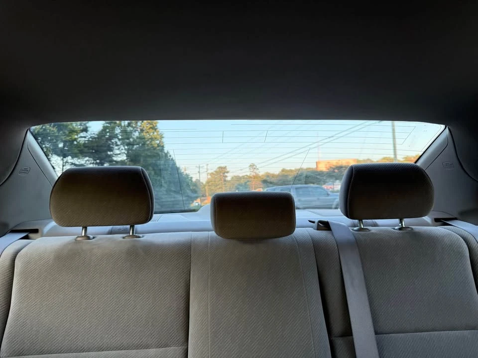 2010 Honda Civic 8th Gen - Image 15 of 16