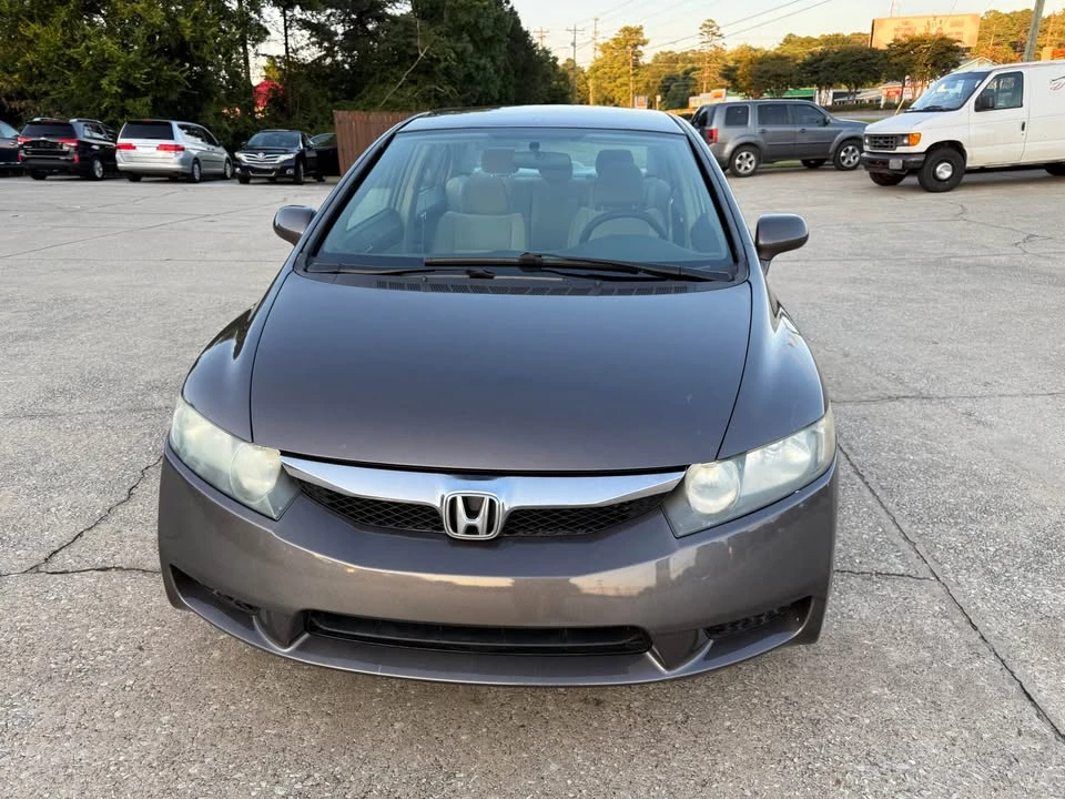 2010 Honda Civic 8th Gen - Image 4 of 16