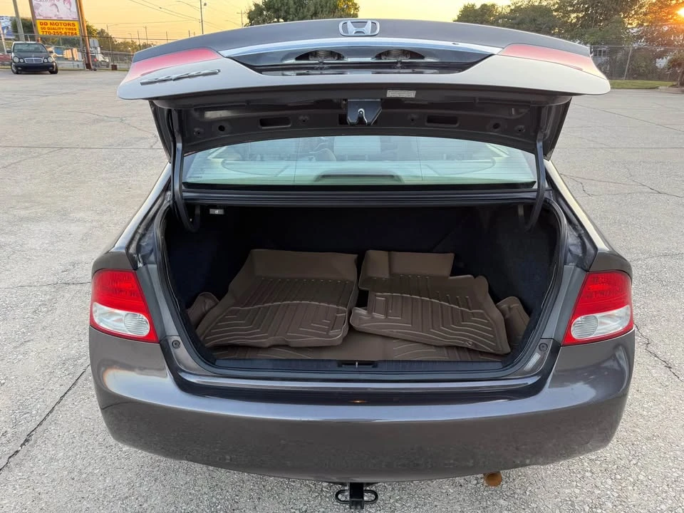 2010 Honda Civic 8th Gen - Image 7 of 16