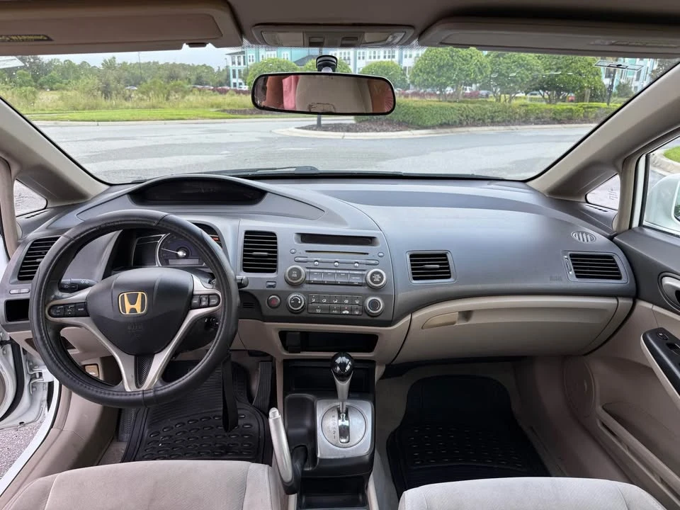2010 Honda Civic 8th Gen - Image 9 of 9
