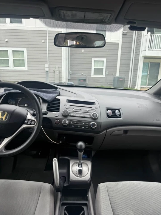 2010 Honda Civic 8th Gen - Image 9 of 10