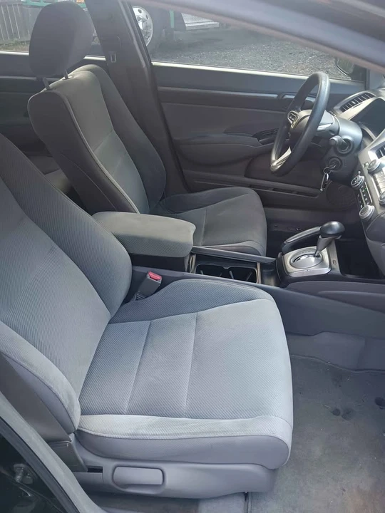 2010 Honda Civic 8th Gen - Image 6 of 6