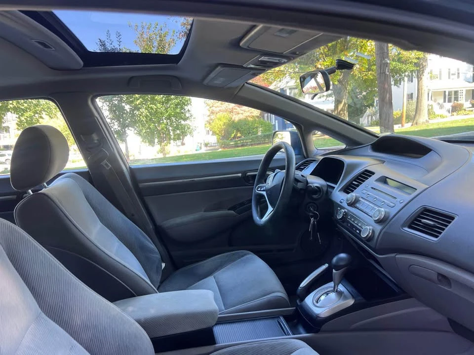 2010 Honda Civic 8th Gen - Image 11 of 11