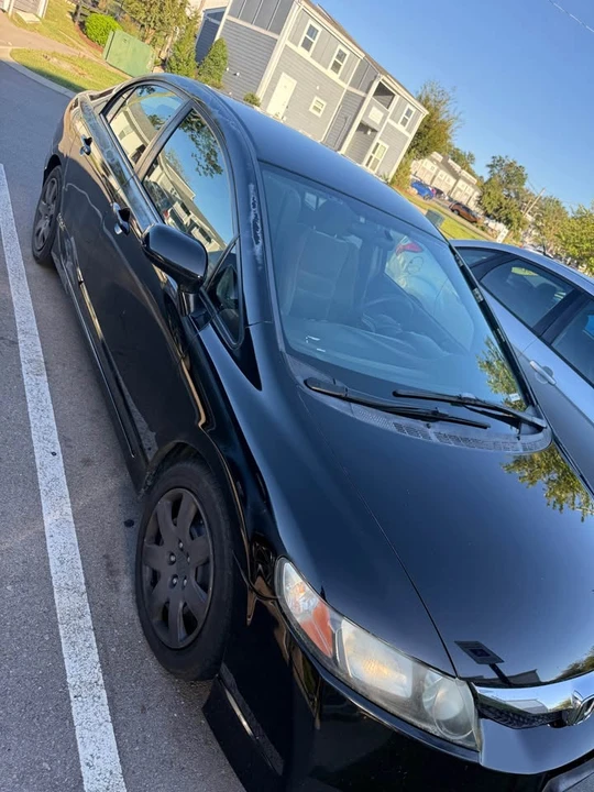 2010 Honda Civic 8th Gen - Image 4 of 10