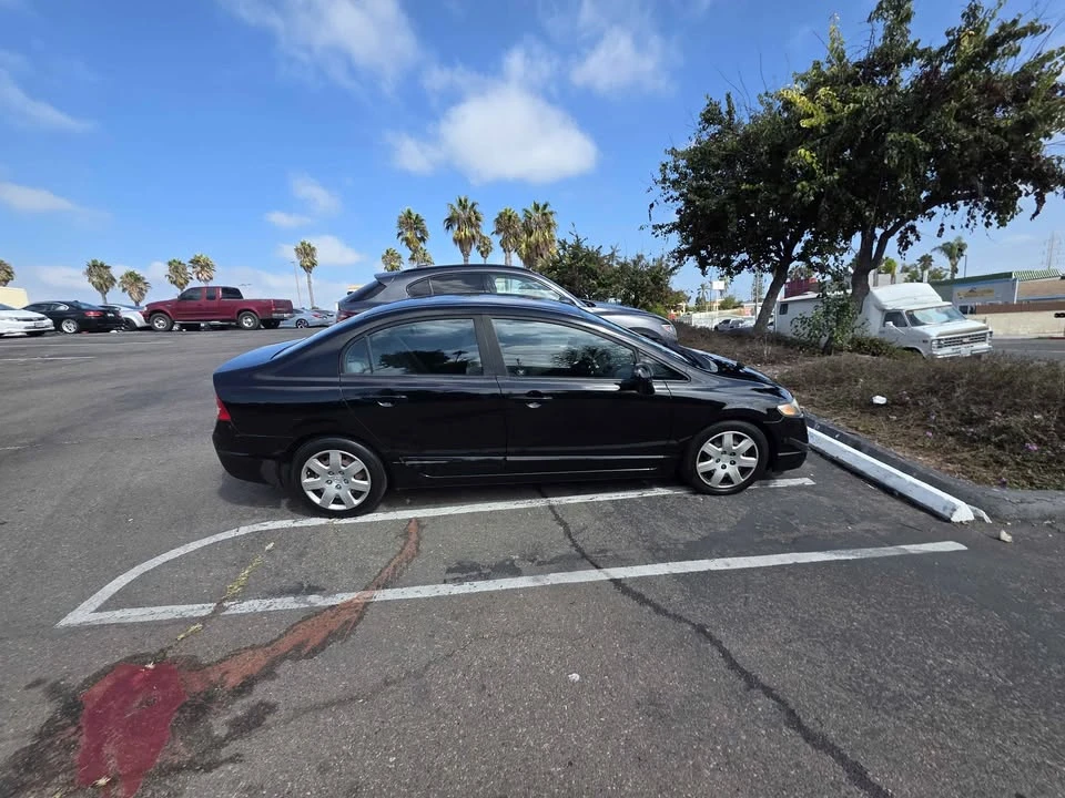 2010 Honda Civic 8th Gen - Image 9 of 9