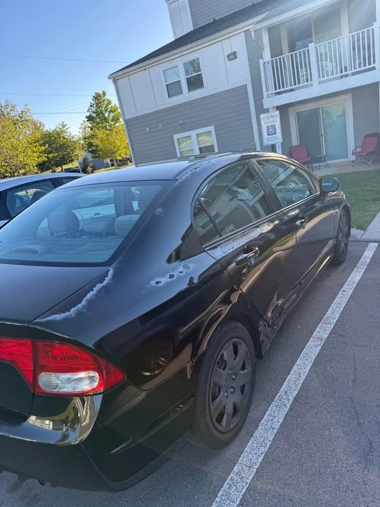 2010 Honda Civic 8th Gen - Image 5 of 10