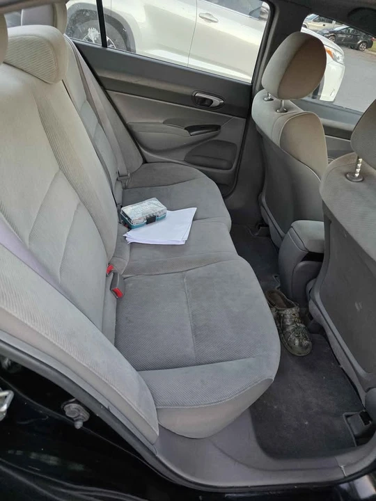 2010 Honda Civic 8th Gen - Image 5 of 7