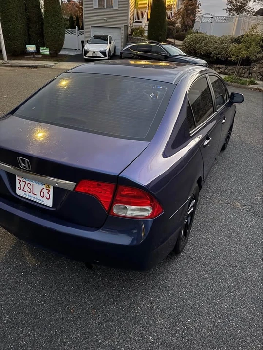 2010 Honda Civic 8th Gen - Image 9 of 19
