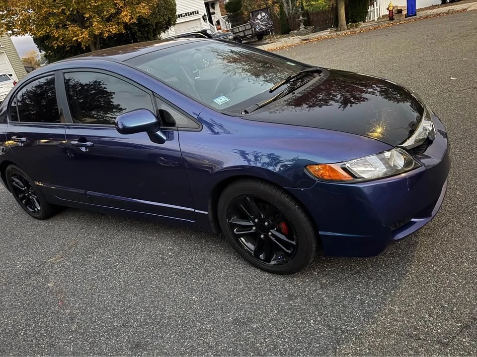 2010 Honda Civic 8th Gen - Image 5 of 19