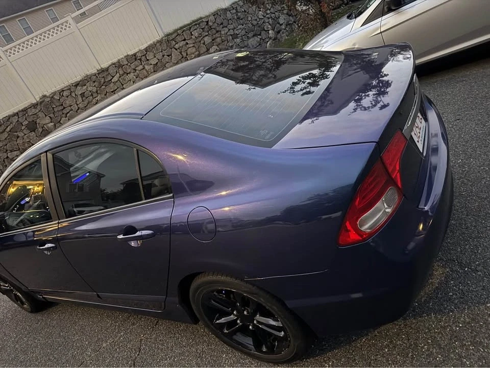 2010 Honda Civic 8th Gen - Image 8 of 19