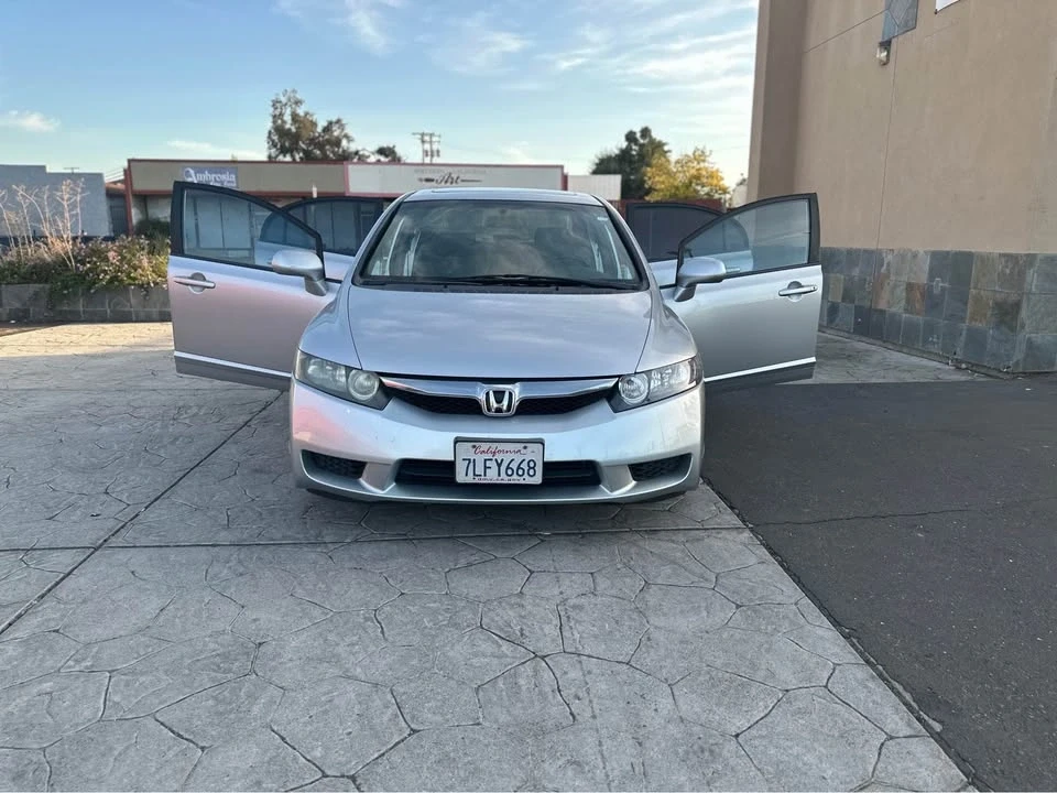 2010 Honda Civic 8th Gen - Image 16 of 16