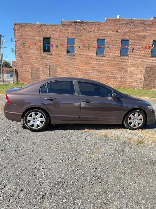 2010 Honda Civic 8th Gen - Image 6 of 20