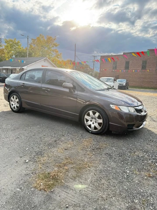 2010 Honda Civic 8th Gen - Image 2 of 20