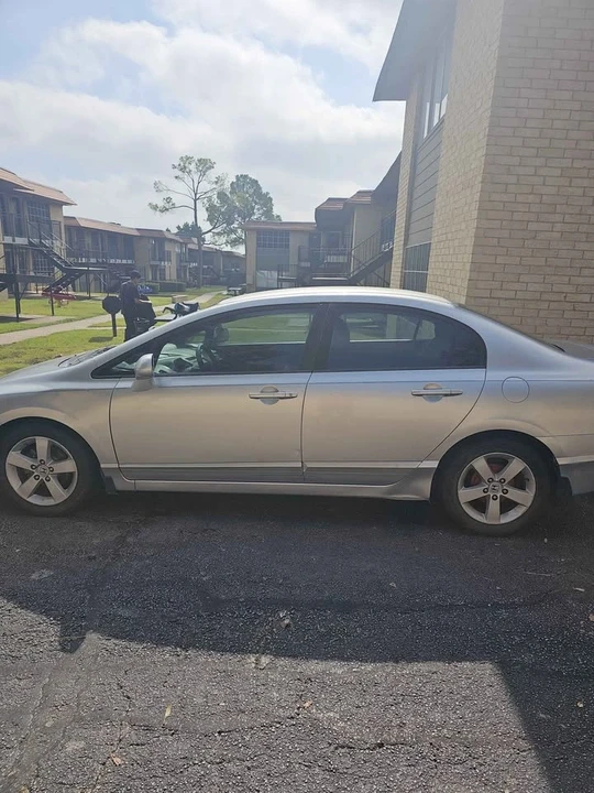 2010 Honda Civic 8th Gen - Image 6 of 10
