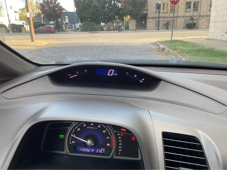 2010 Honda Civic 8th Gen - Image 17 of 17