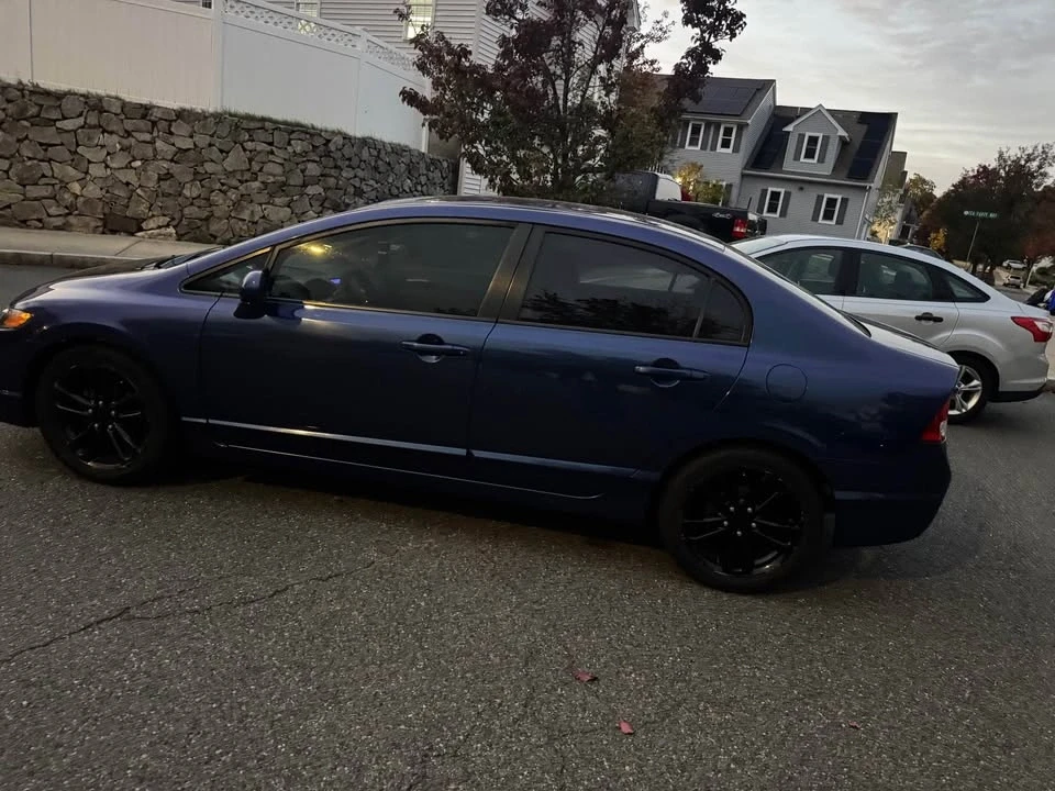 2010 Honda Civic 8th Gen - Image 4 of 19