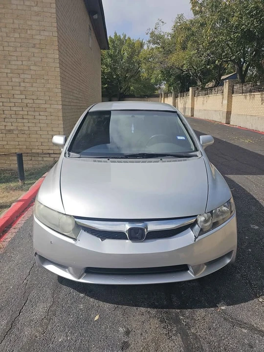 2010 Honda Civic 8th Gen - Image 9 of 10