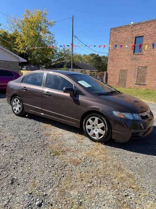 2010 Honda Civic 8th Gen - Image 2 of 20