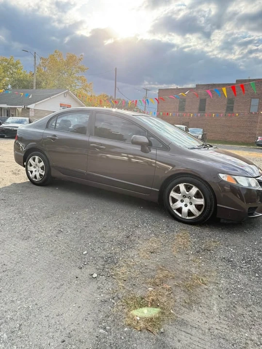 2010 Honda Civic 8th Gen - Image 7 of 20