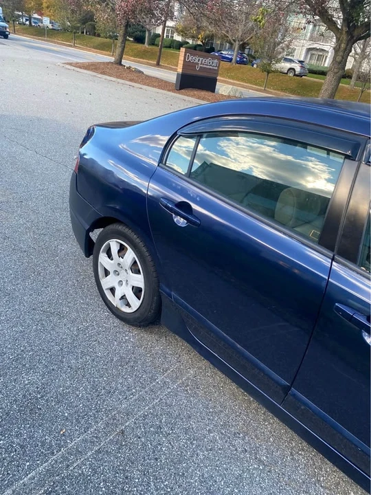 2010 Honda Civic 8th Gen - Image 10 of 13