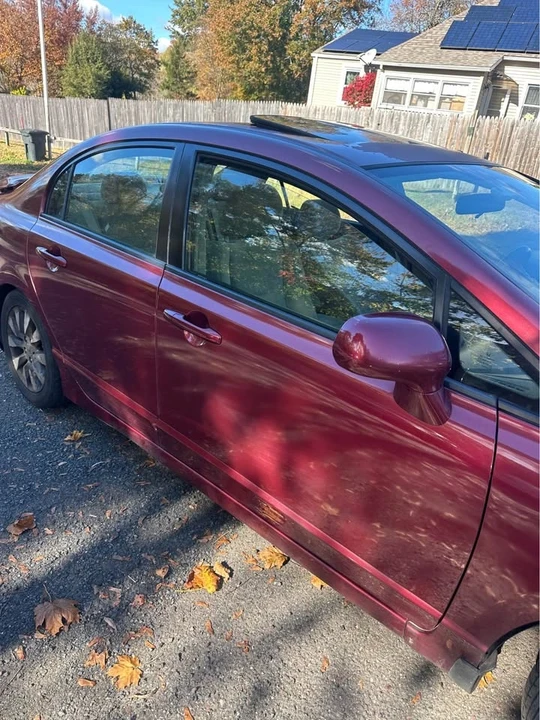 2010 Honda Civic 8th Gen - Image 4 of 11