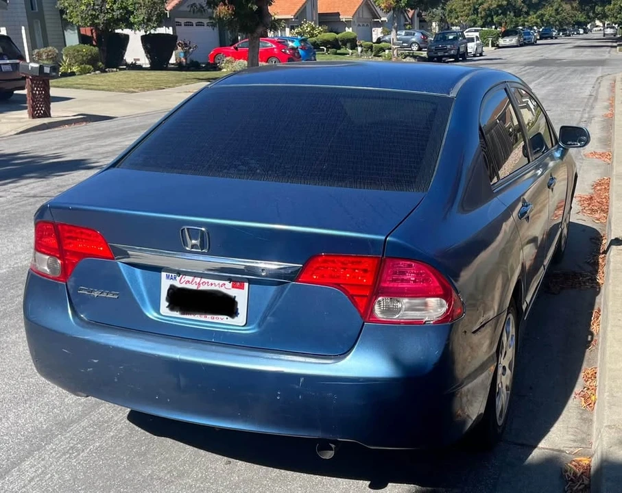 2010 Honda Civic 8th Gen - Image 4 of 7