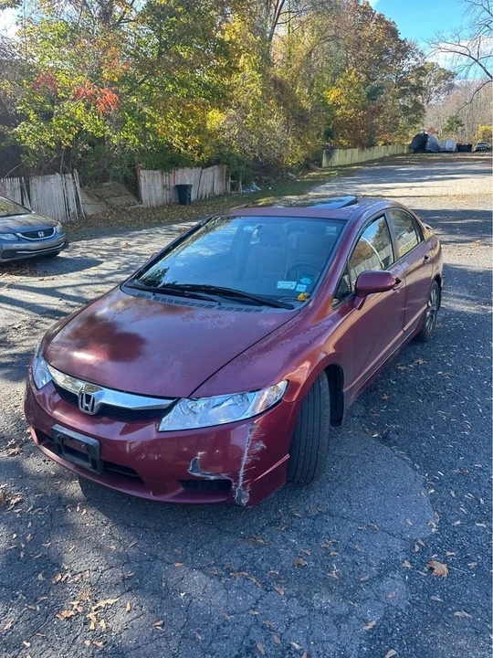 2010 Honda Civic 8th Gen - Image 3 of 11