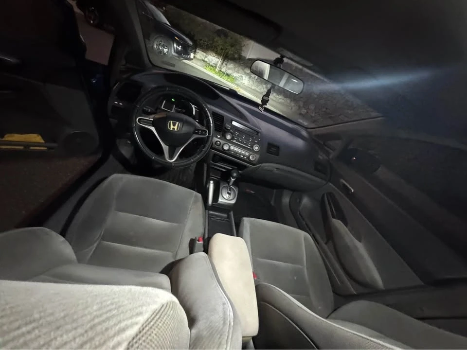 2010 Honda Civic 8th Gen - Image 16 of 19
