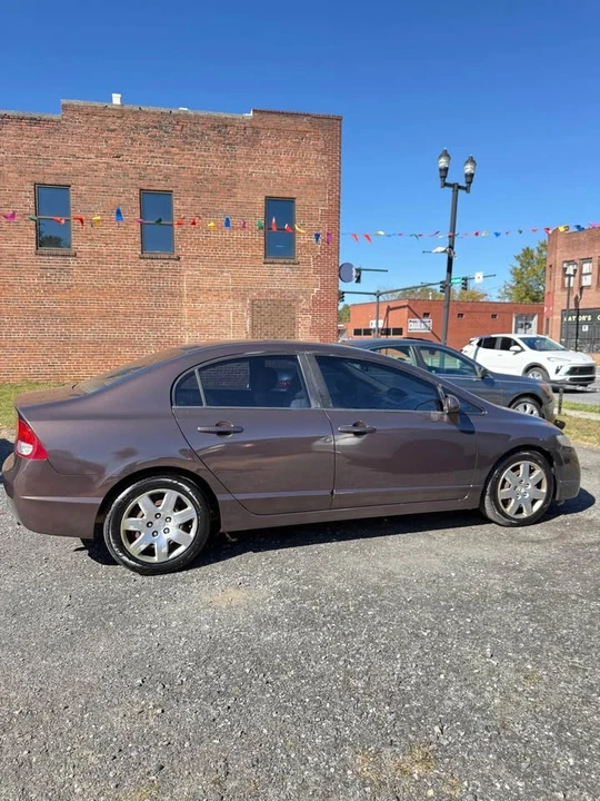 2010 Honda Civic 8th Gen - Image 12 of 20