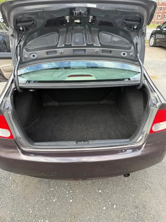 2010 Honda Civic 8th Gen - Image 17 of 19