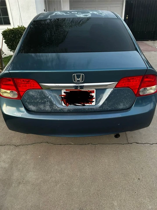 2010 Honda Civic 8th Gen - Image 3 of 14