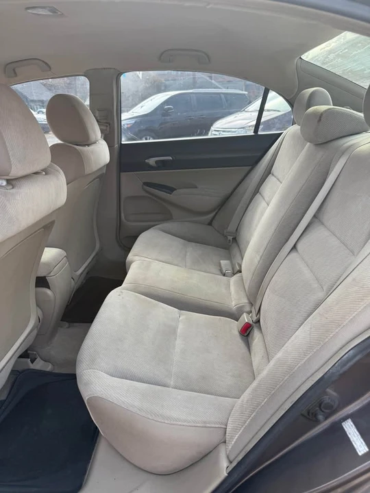 2010 Honda Civic 8th Gen - Image 14 of 16