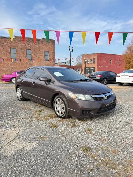 2010 Honda Civic 8th Gen - Image 5 of 16