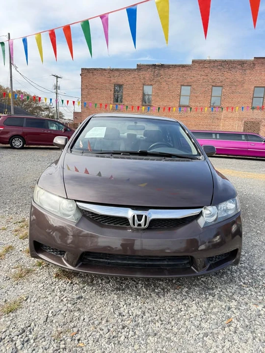 2010 Honda Civic 8th Gen - Image 3 of 16