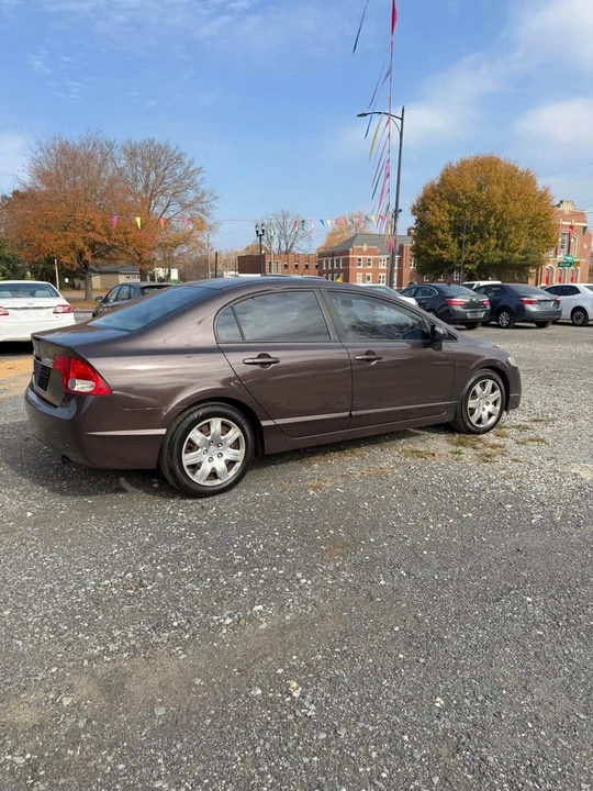 2010 Honda Civic 8th Gen - Image 7 of 16
