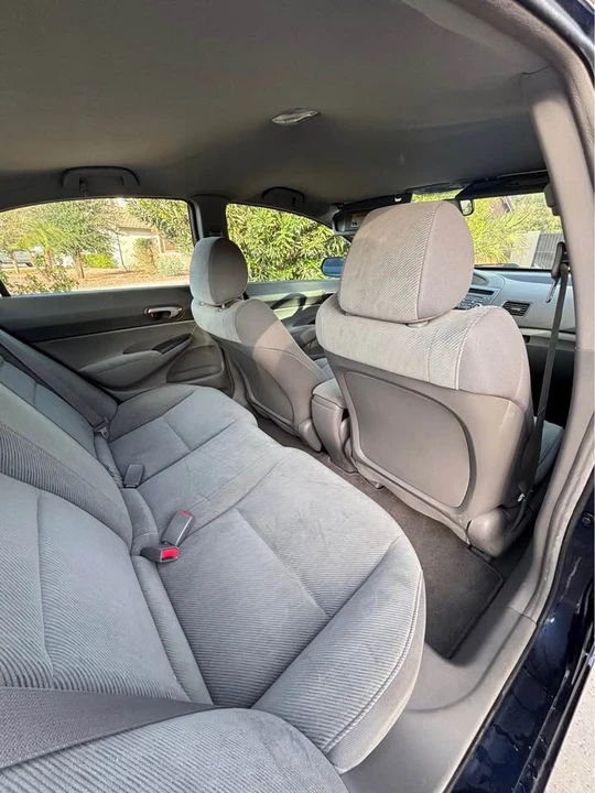 2010 Honda Civic 8th Gen - Image 11 of 14