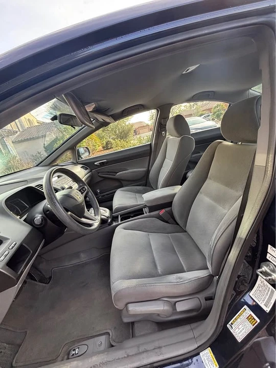 2010 Honda Civic 8th Gen - Image 10 of 14