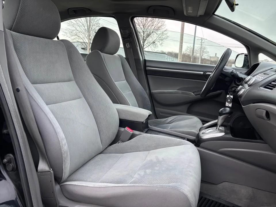 2010 Honda Civic 8th Gen - Image 12 of 14