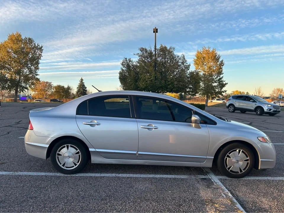 2010 Honda Civic 8th Gen - Image 6 of 12