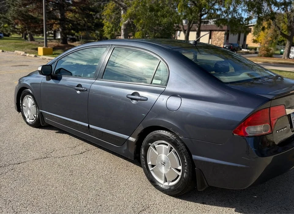 2010 Honda Civic 8th Gen - Image 5 of 9