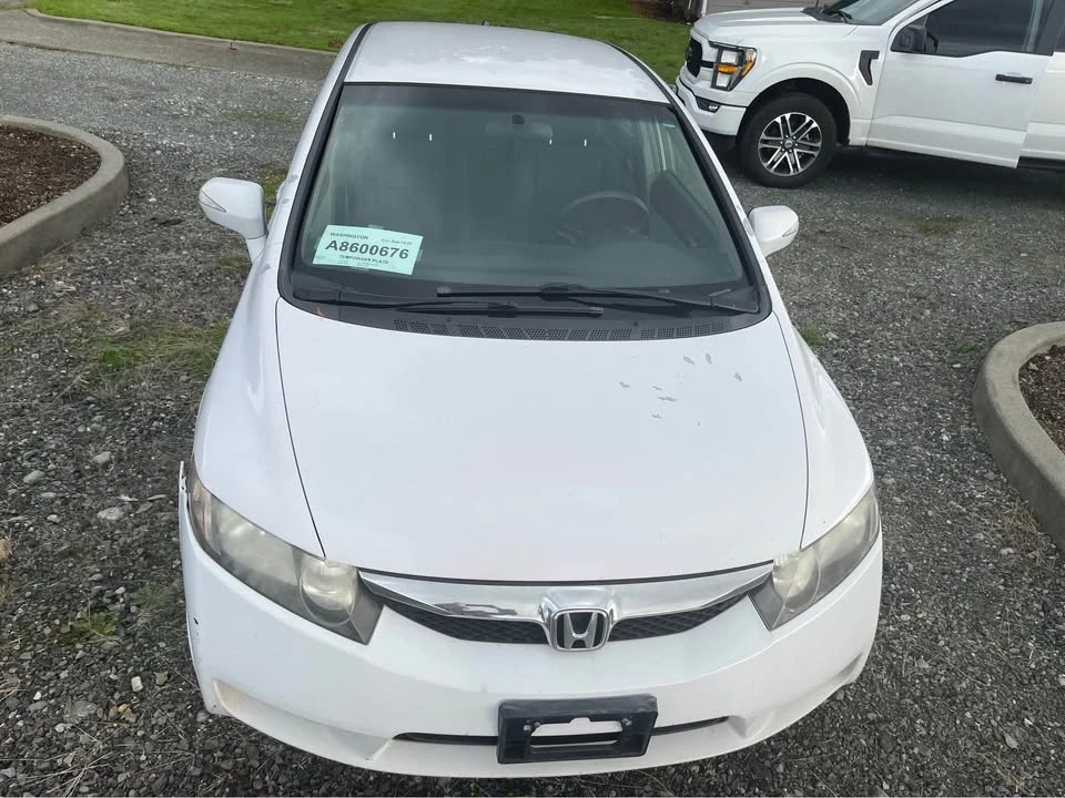 2010 Honda Civic 8th Gen - Image 4 of 4