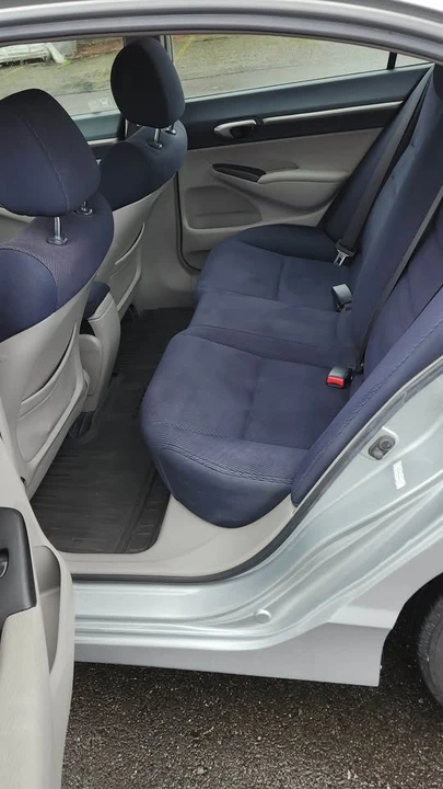 2010 Honda Civic 8th Gen - Image 7 of 10
